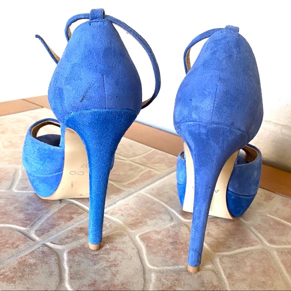Blue suede peep-toe pumps by ALDO. Size 37 US 7 - Picture 2 of 5